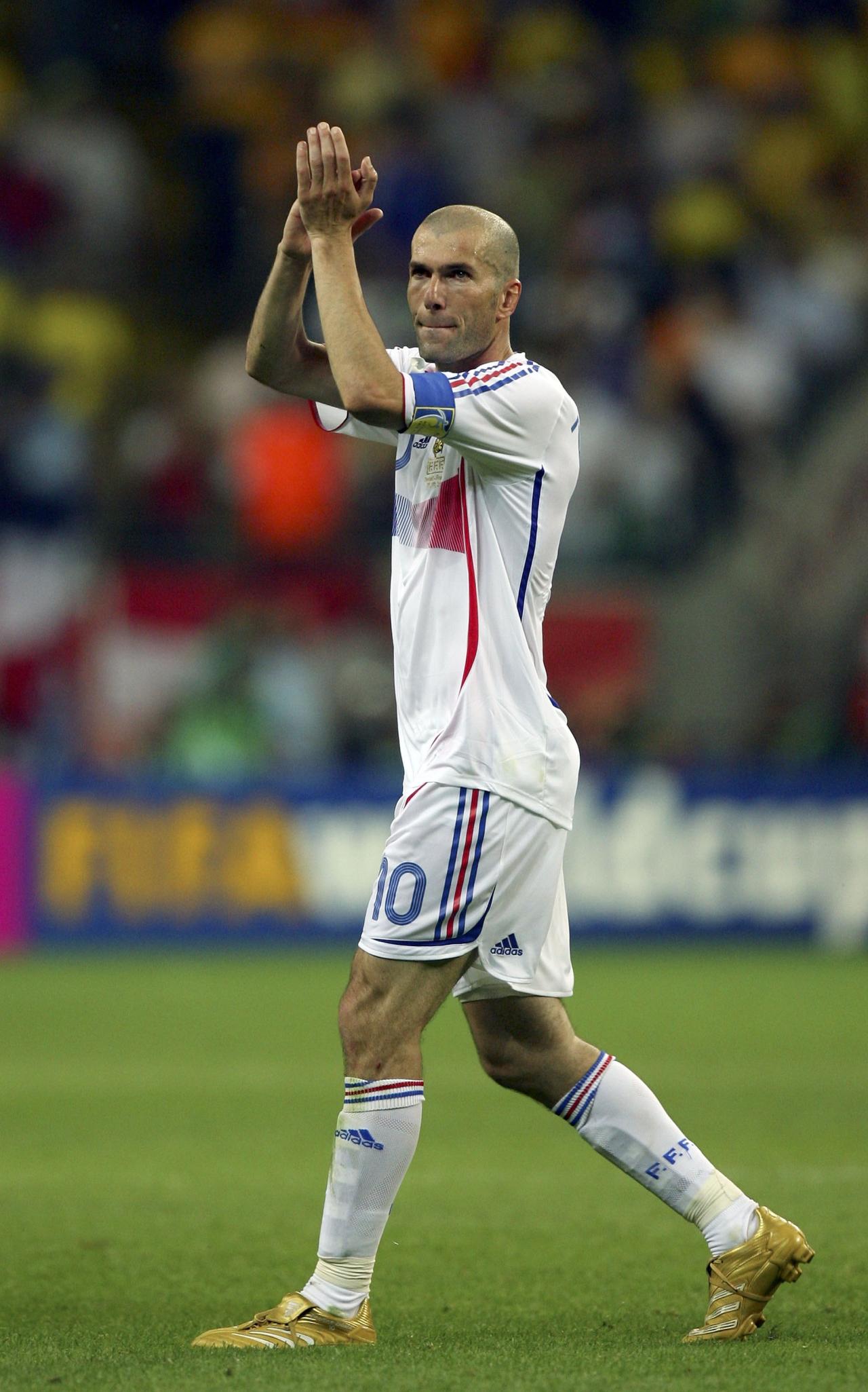 Hình nền Zinedine Zidane (91) - hình nền bóng đá - hình nền cầu thủ - hình nền đội bóng