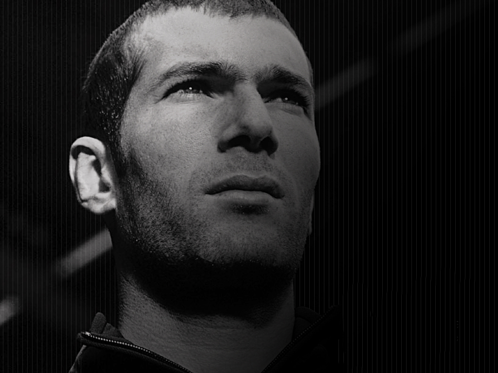 Hình nền Zinedine Zidane (10) - hình nền bóng đá - hình nền cầu thủ - hình nền đội bóng