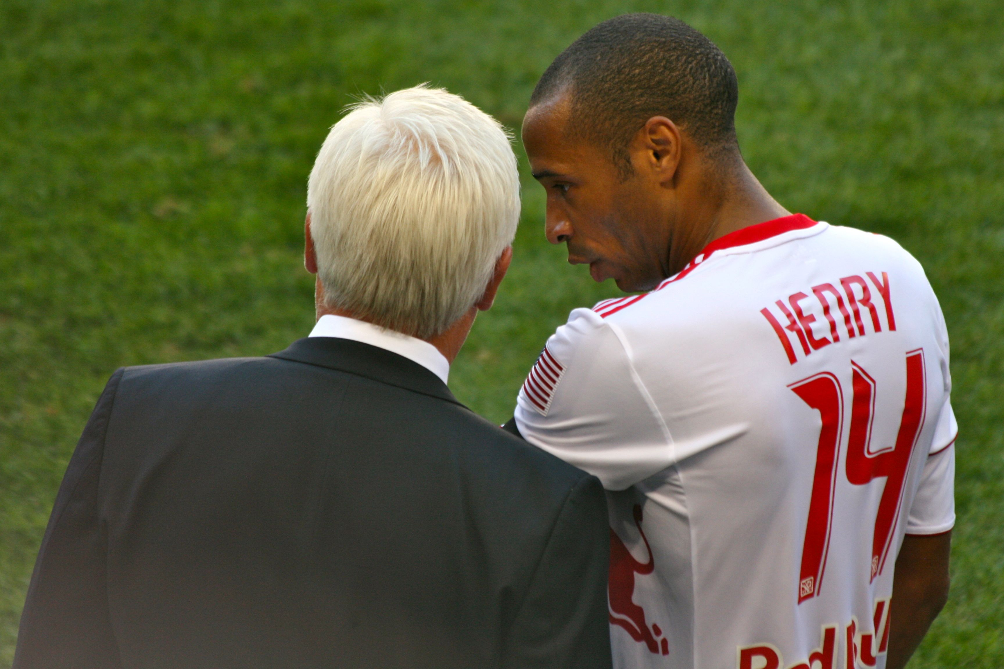 Hình nền Thierry Henry (60) - hình nền bóng đá - hình nền cầu thủ - hình nền đội bóng