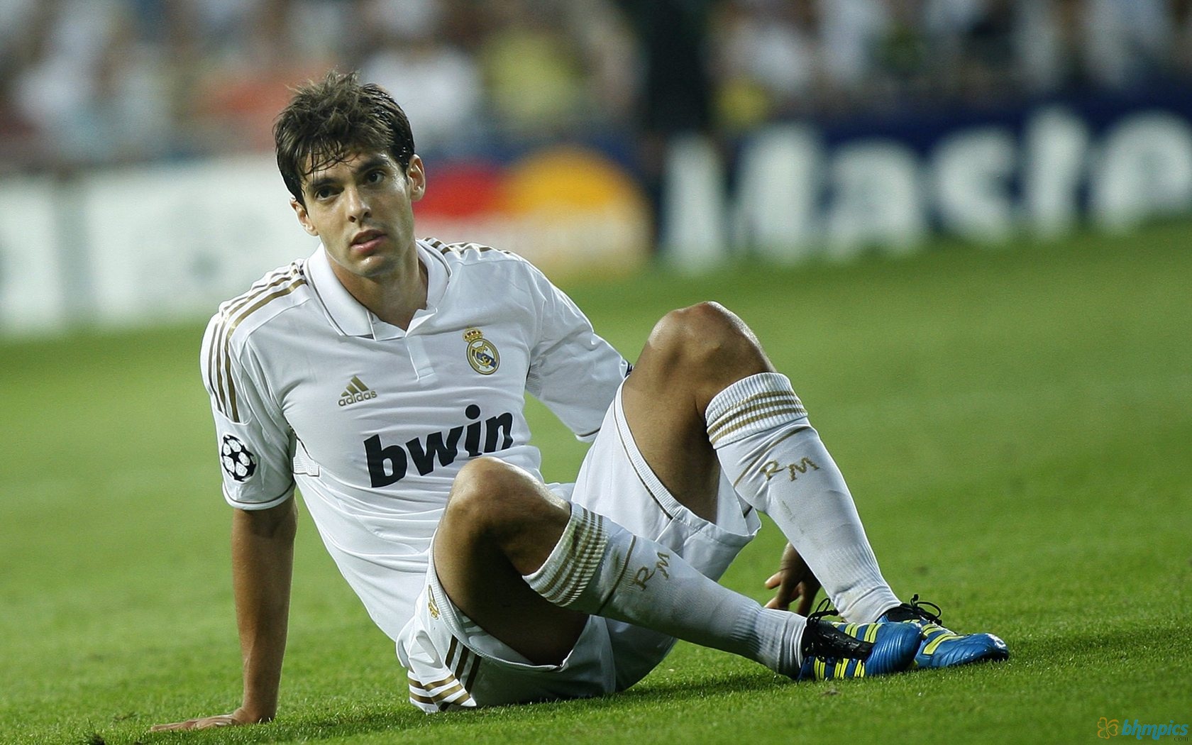 Hình nền Ricardo Kaka (64) - hình nền bóng đá - hình nền cầu thủ - hình nền đội bóng
