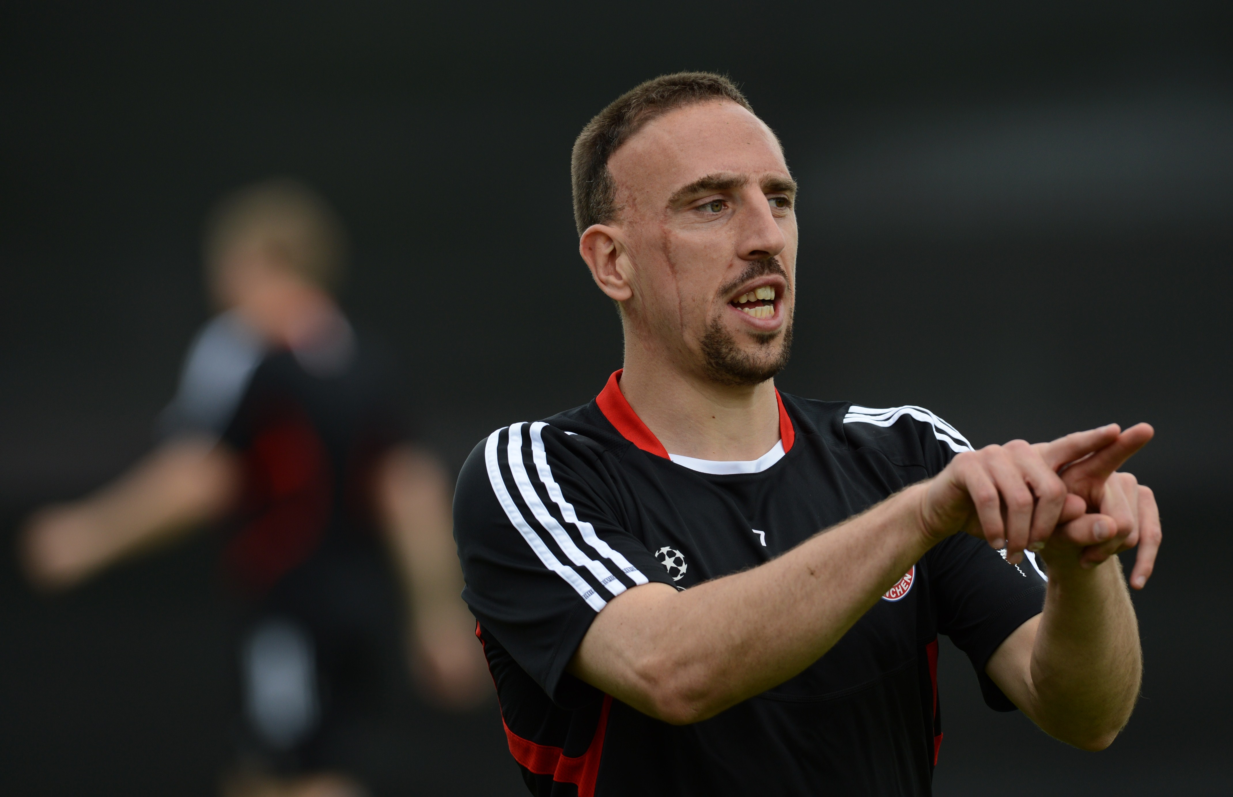 Hình nền Frank Ribery (46) - hình nền bóng đá - hình nền cầu thủ - hình nền đội bóng