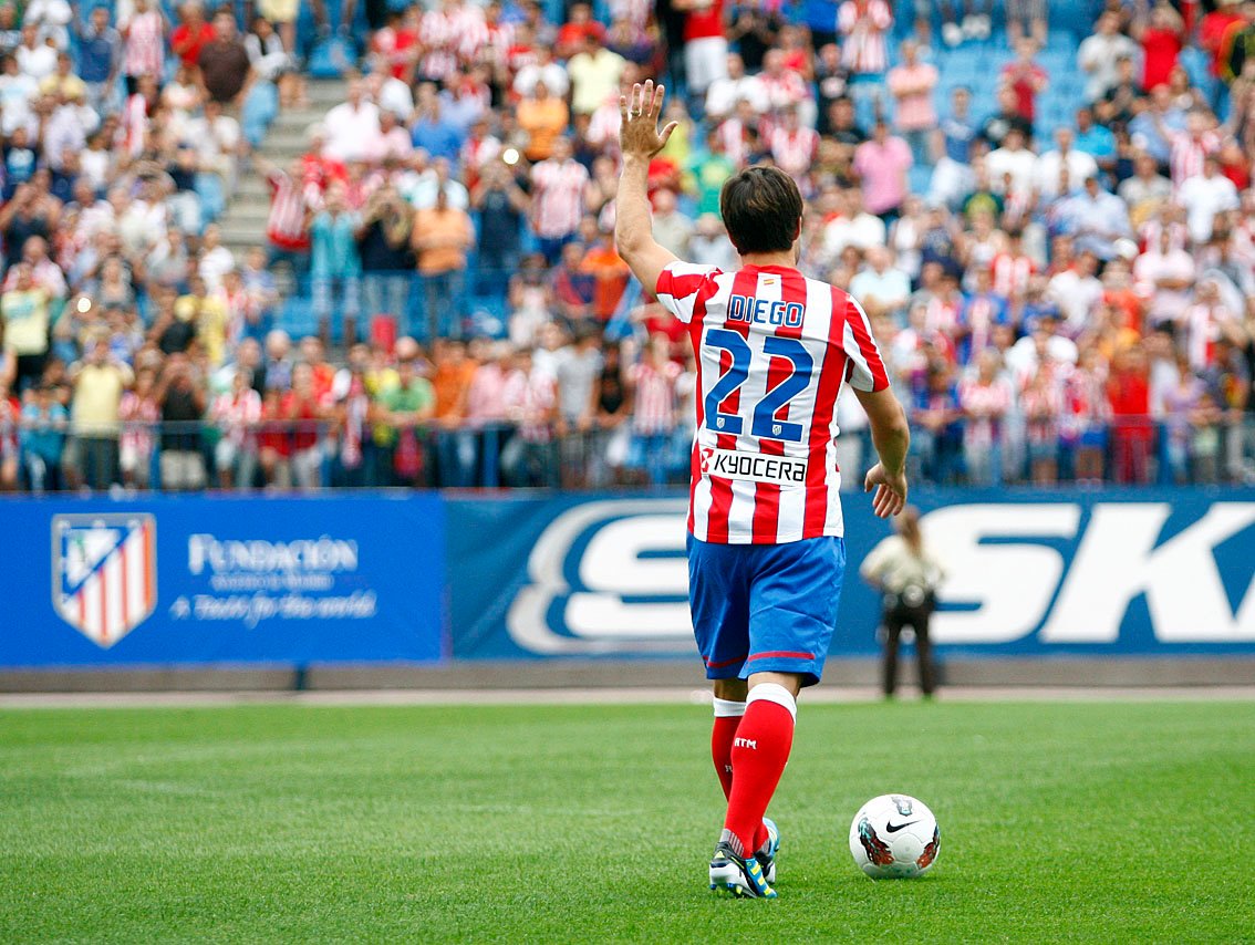 Hình nền Diego Ribas (61) - hình nền bóng đá - hình nền cầu thủ - hình nền đội bóng