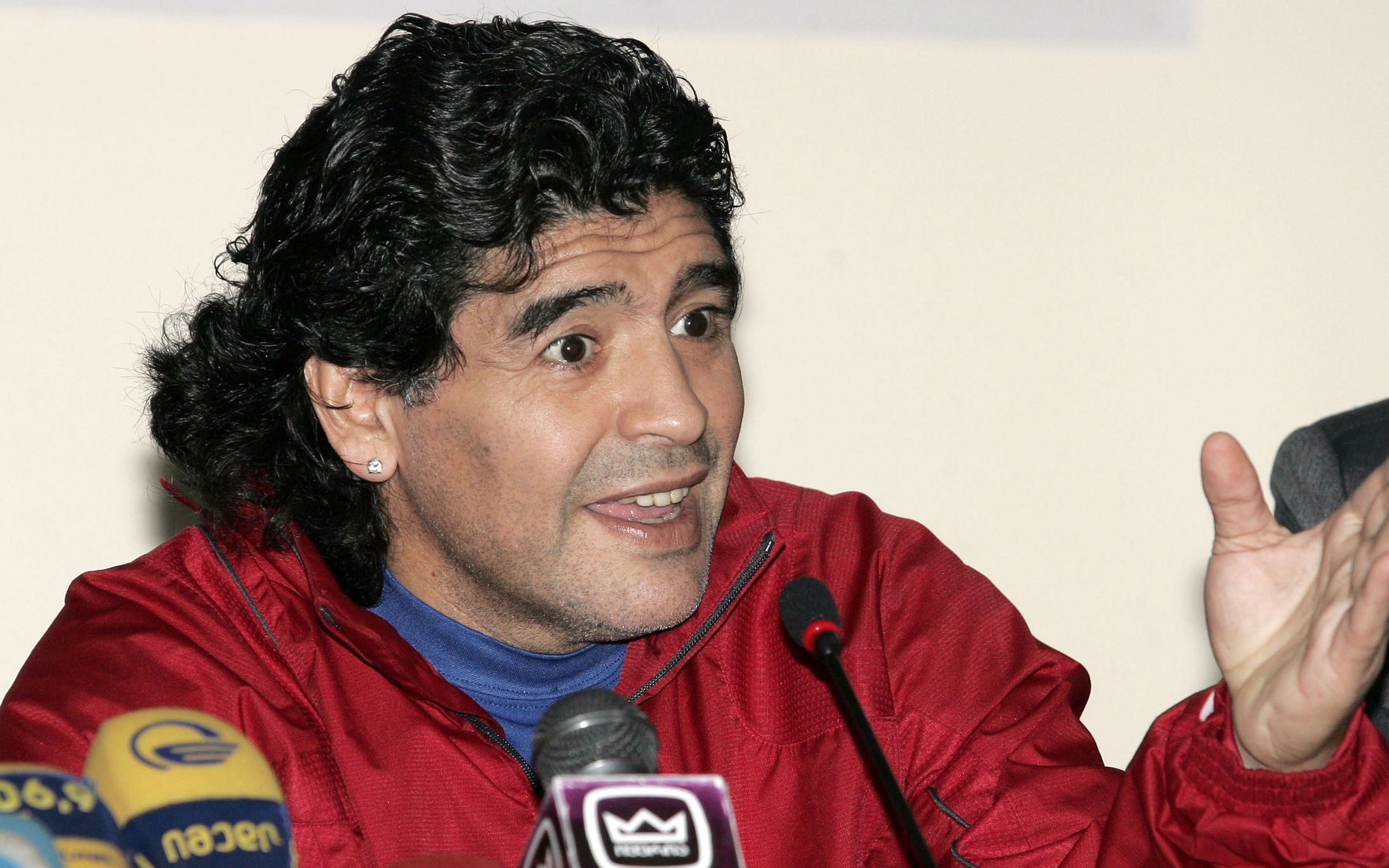 Hình nền Diego Maradona (70) - hình nền bóng đá - hình nền cầu thủ - hình nền đội bóng