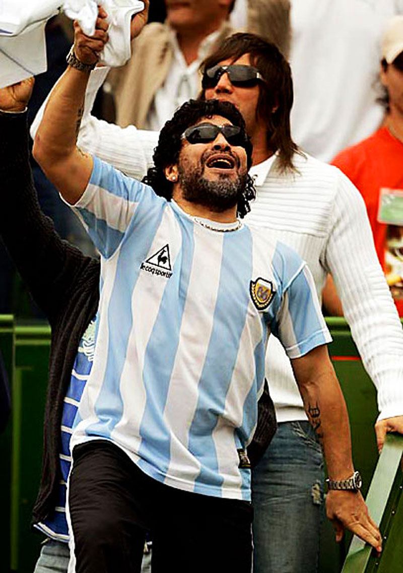 Hình nền Diego Maradona (53) - hình nền bóng đá - hình nền cầu thủ - hình nền đội bóng