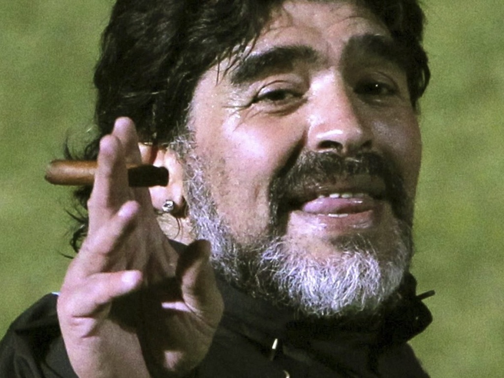 Hình nền Diego Maradona (77) - hình nền bóng đá - hình nền cầu thủ - hình nền đội bóng