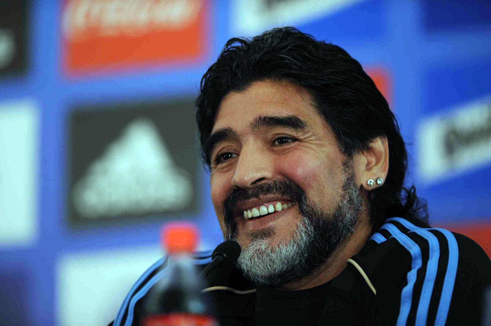Hình nền Diego Maradona (52) - hình nền bóng đá - hình nền cầu thủ - hình nền đội bóng