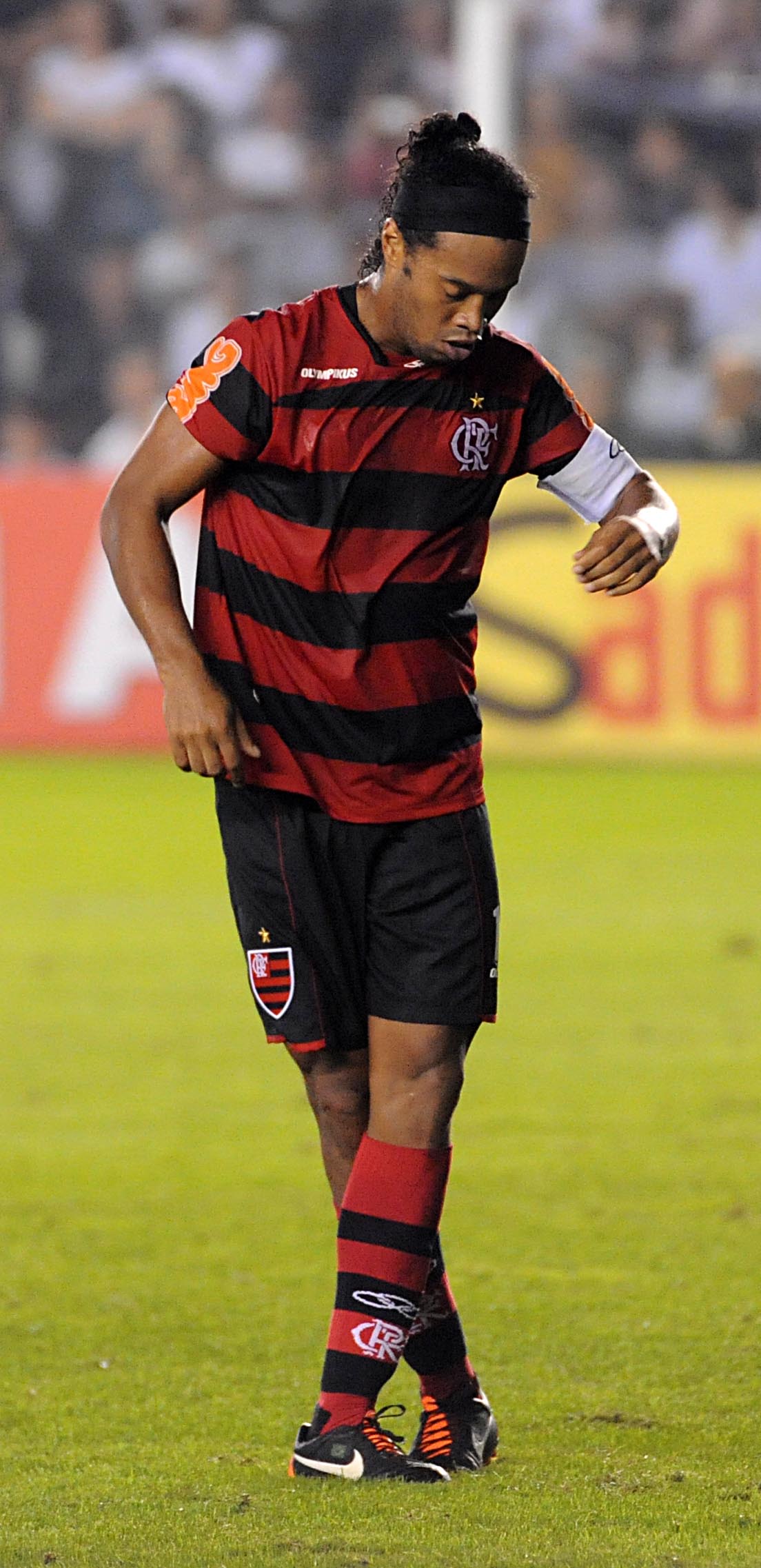 Hình nền Cr Flamengo jersey (23) - hình nền bóng đá - hình nền cầu thủ - hình nền đội bóng