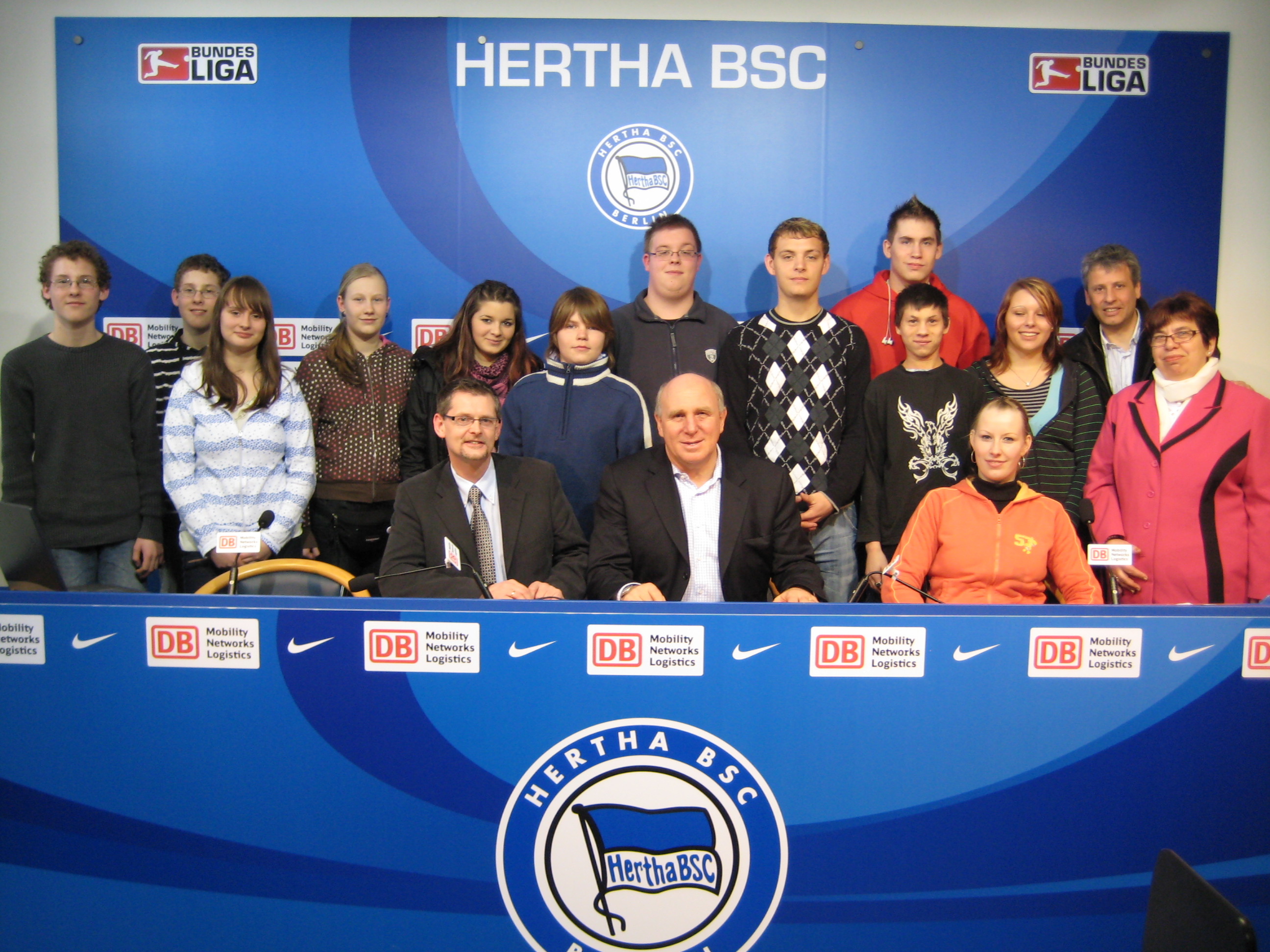 Hình nền Hertha BSC Berlin (30) - hình nền bóng đá - hình nền cầu thủ - hình nền đội bóng