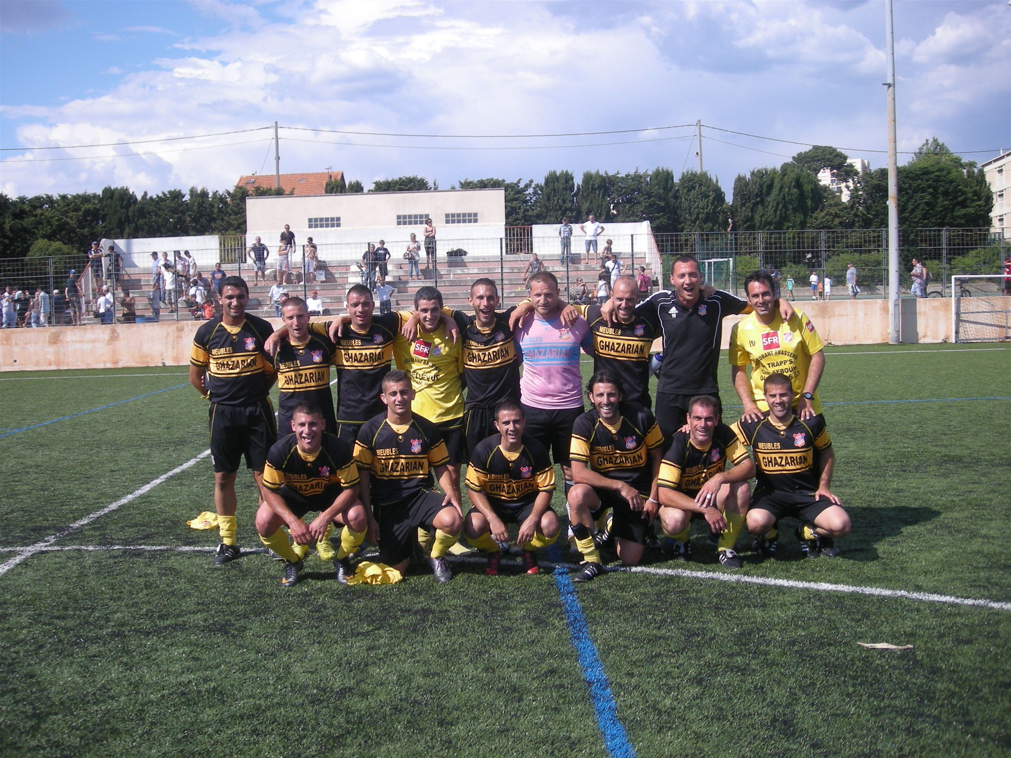 Hình nền AC Arles-Avignon (10) - hình nền bóng đá - hình nền cầu thủ - hình nền đội bóng