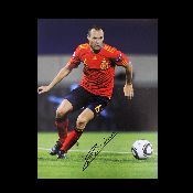 hình nền bóng đá, hình nền cầu thủ, hình nền đội bóng, hình Andres Iniesta autograph (44)